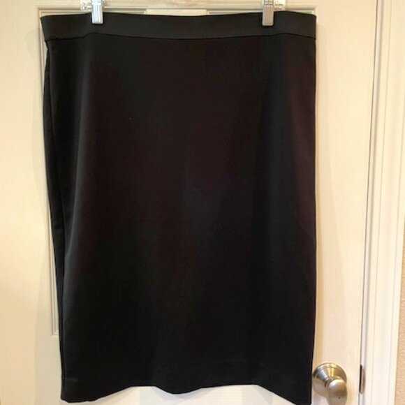Eloquii Premier Black pencil skirt; size 16; very good condition - Picture 1 of 3